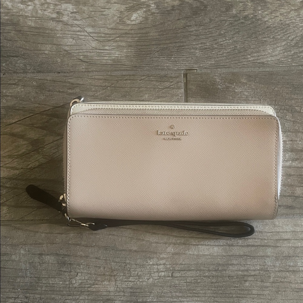Kate Spade Beige Wristlet Wallet